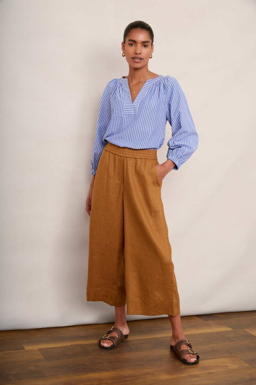 Alma Cropped Linen Trouser - Tan