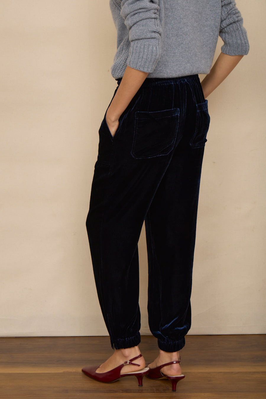 Aniyah Silk Velvet Trouser - Midnight