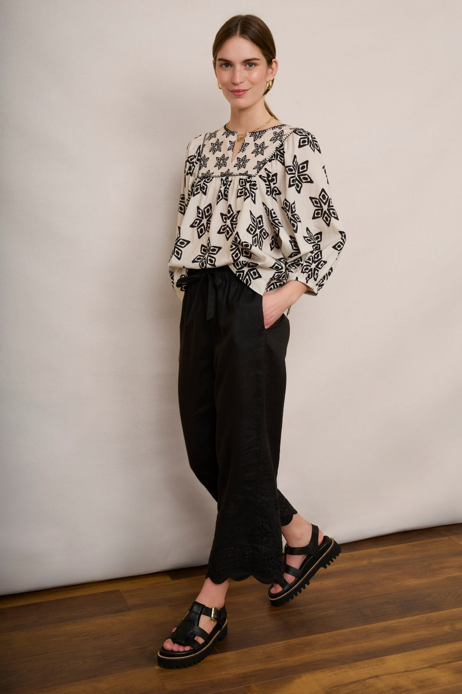 Asley Geo Blouse - Ivory/Black Ikat