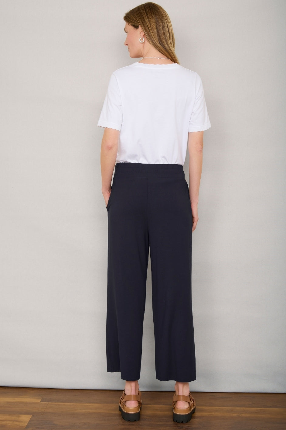 Delphine Cropped Pull On Trouser - Midnight