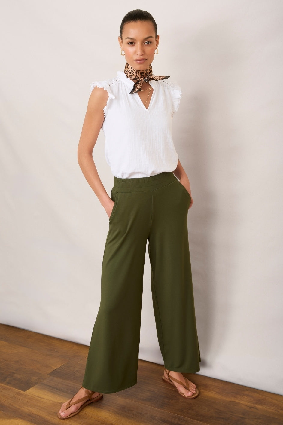 Delphine Pull On Trouser - Moss Green