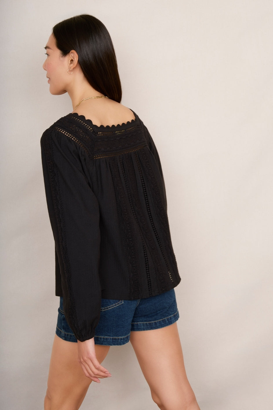 Devina Top - Black