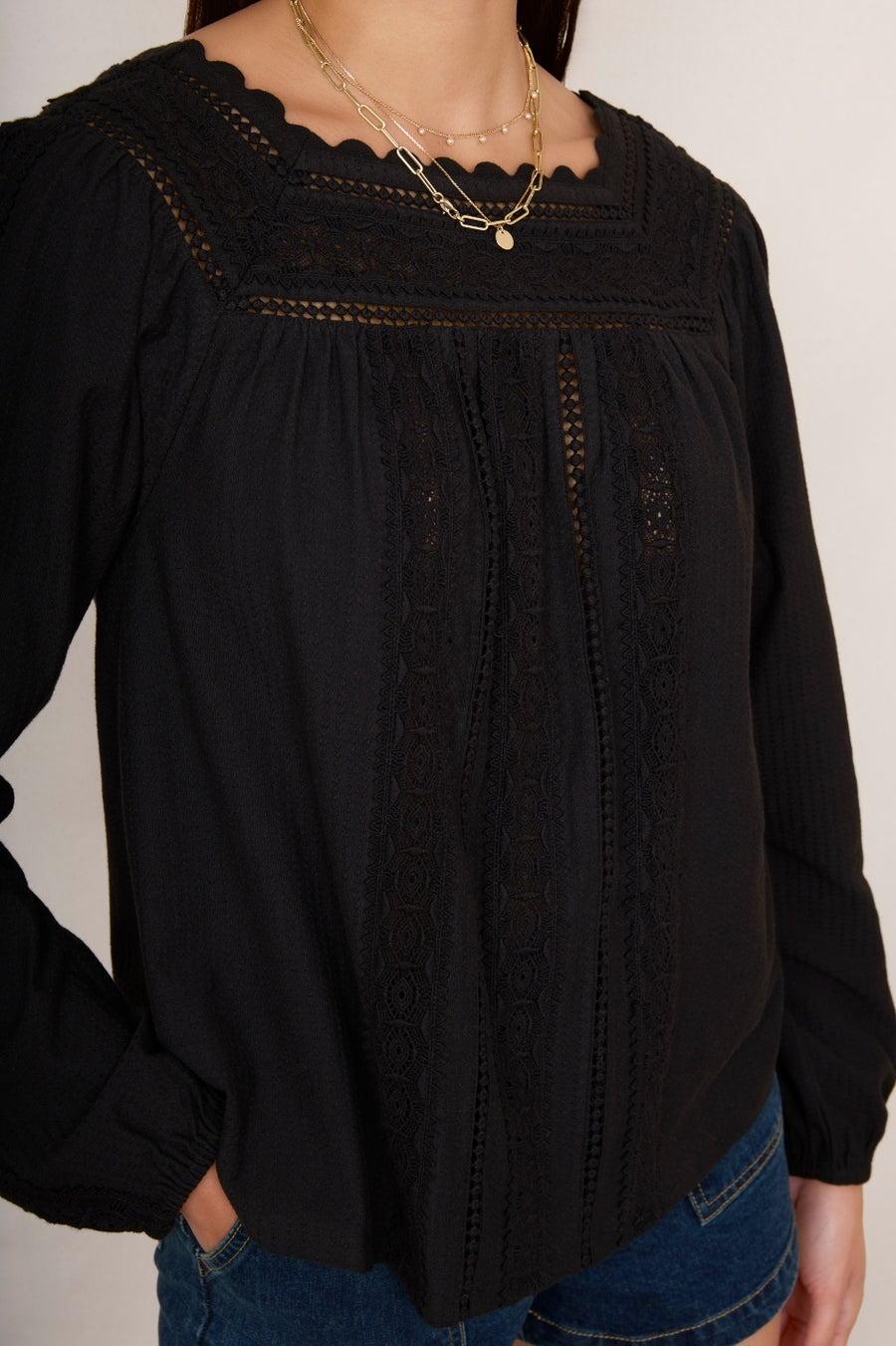 Devina Top - Black