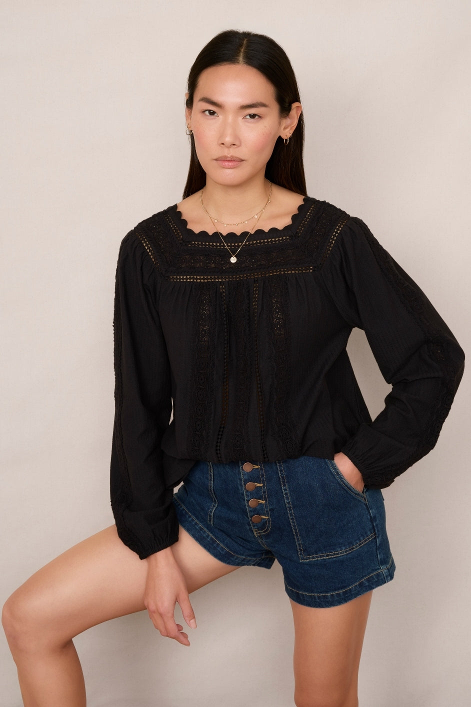 Devina Top - Black