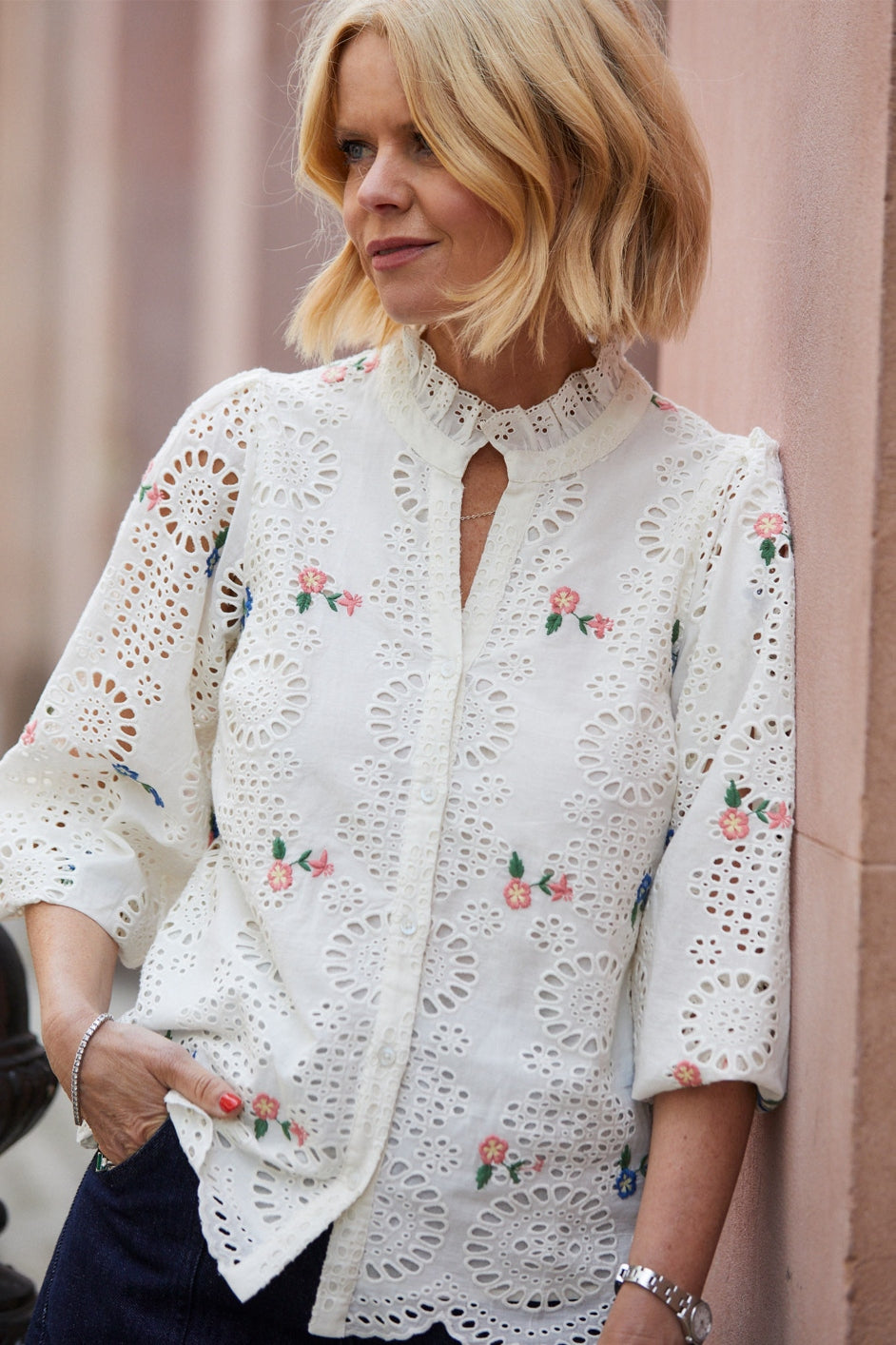 Ellie Embroidery Blouse - White/Multi