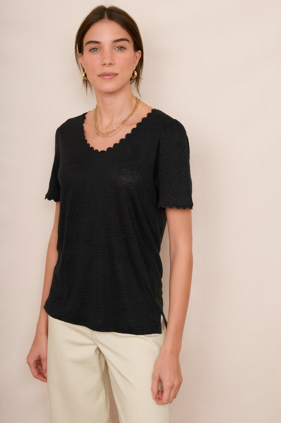 Elyna Ric Rac Linen Tee - Black