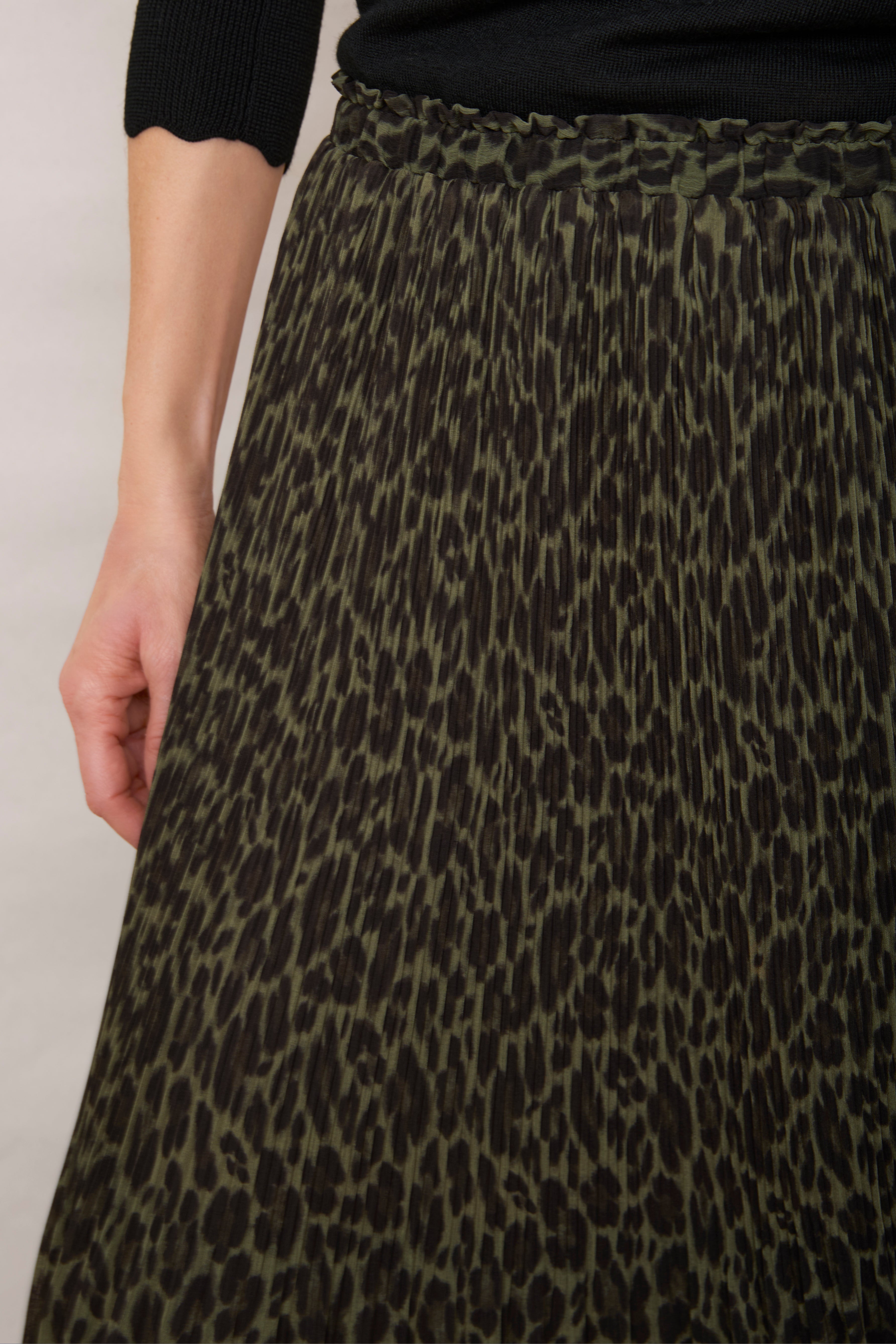 Estelle Plisse Skirt - Khaki Leopard