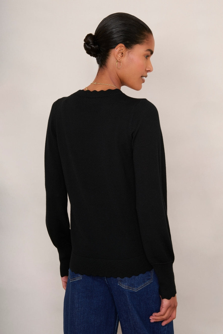 Fleurine Scallop Jumper - Black