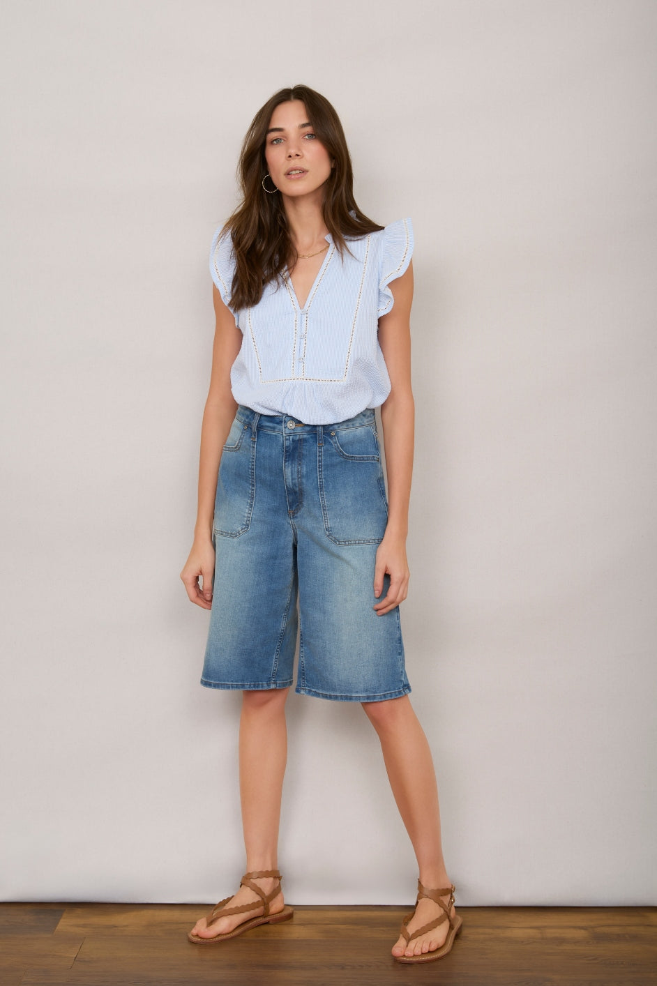 Flossie Culotte Short - Mid Wash