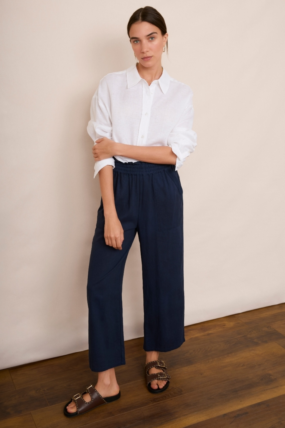 Martha Cropped Linen Trouser - Midnight