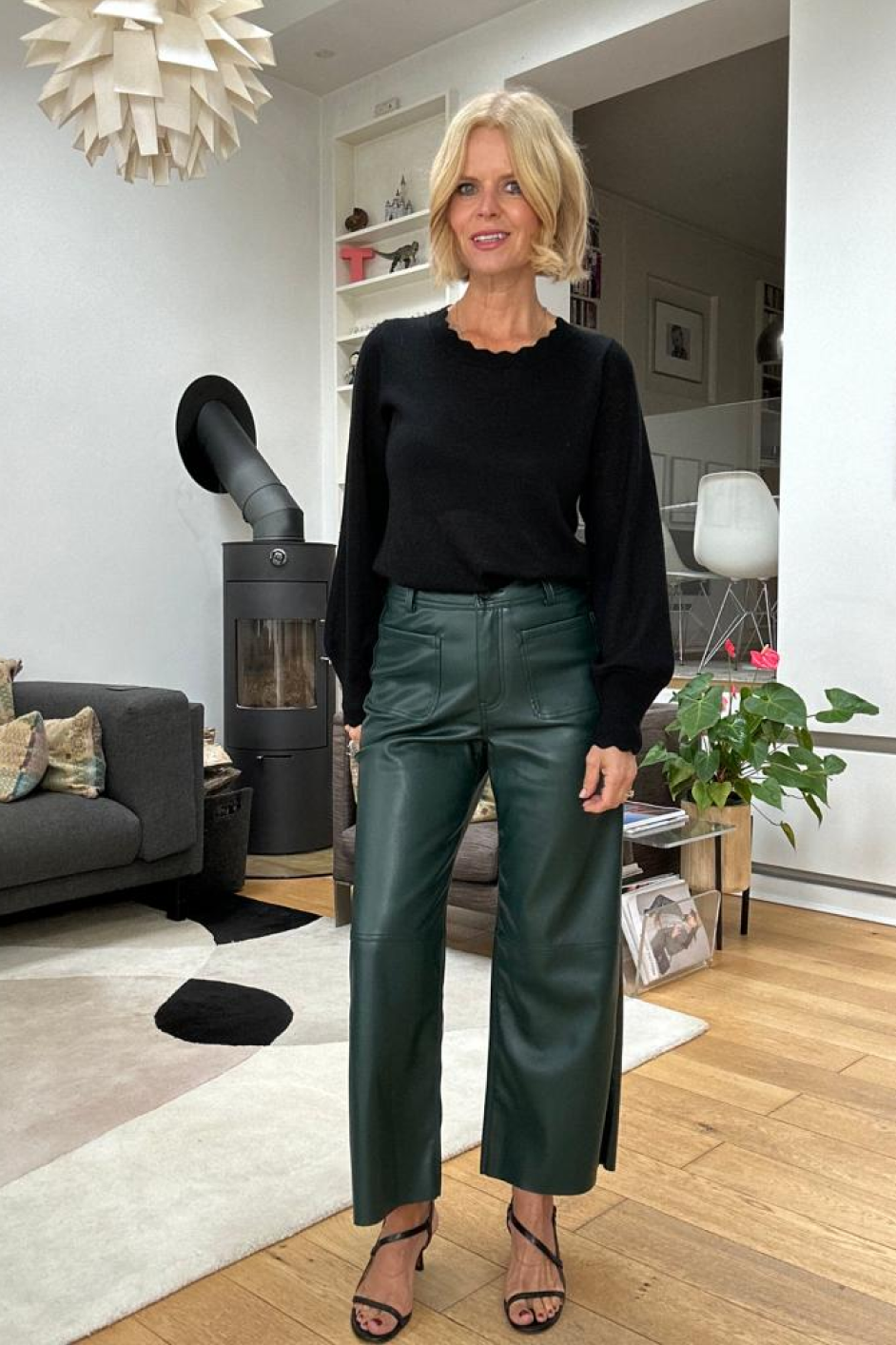 Shades of Green: How to Style a Leather Leggings for Fall - GAFASHION