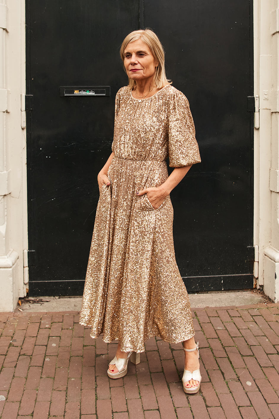 Gold sequin outlet dress midi