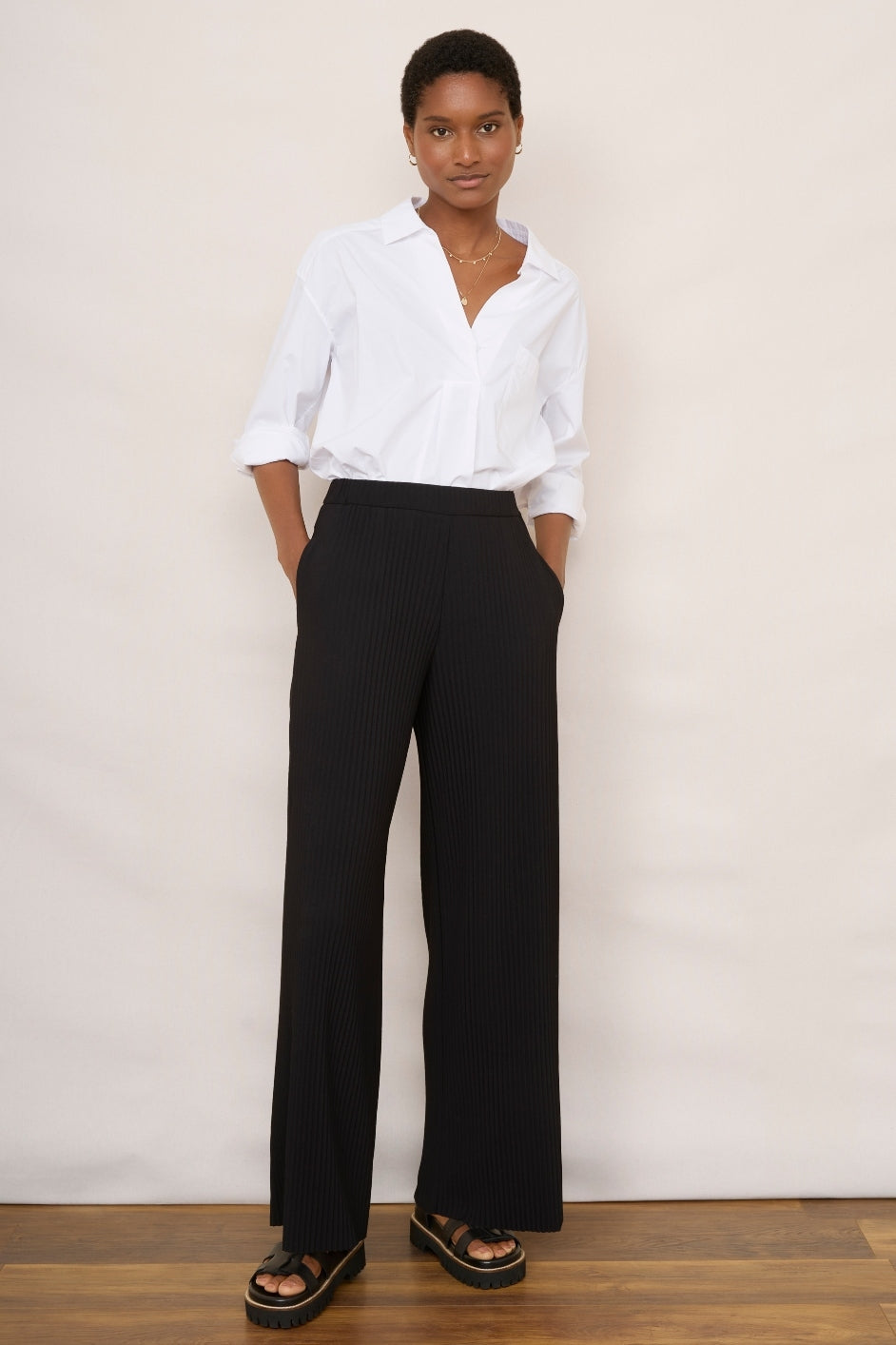 Isla Plisse Trouser - Black