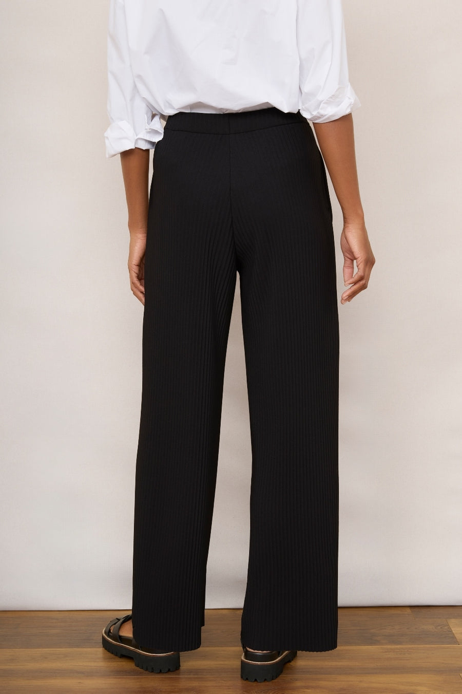 Isla Plisse Trouser - Black