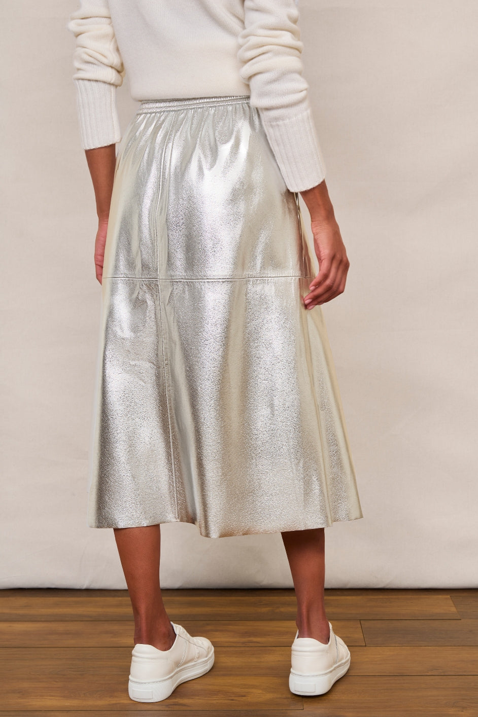 Silver metallic leather outlet skirt