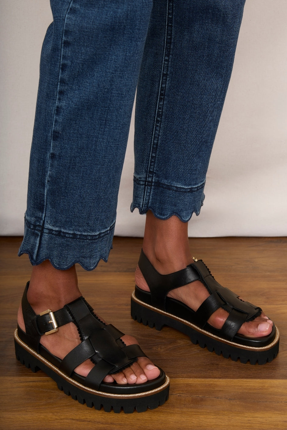 Alette Sandal - Black