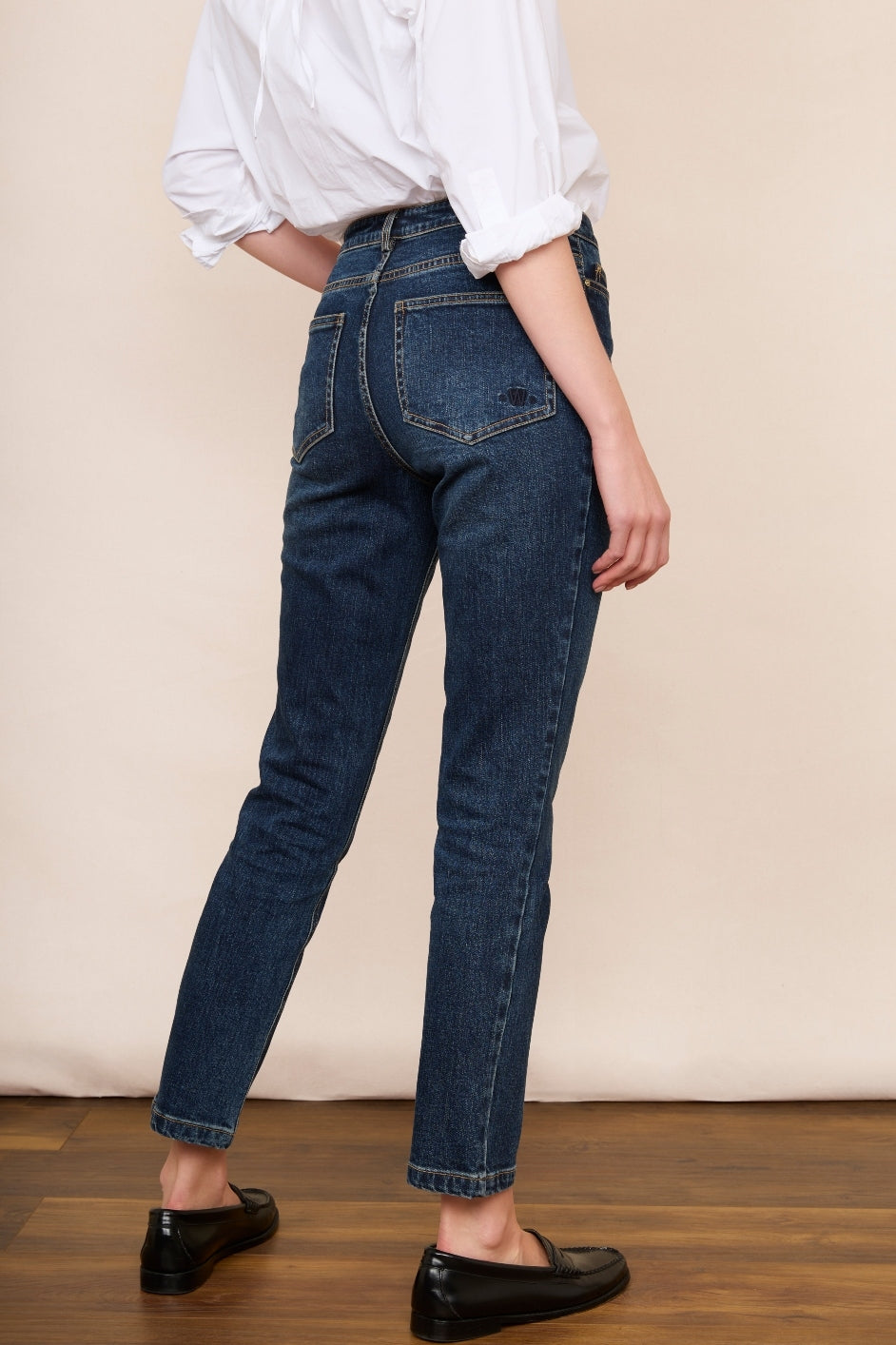 Polly Slim Leg Jean - Mid Wash