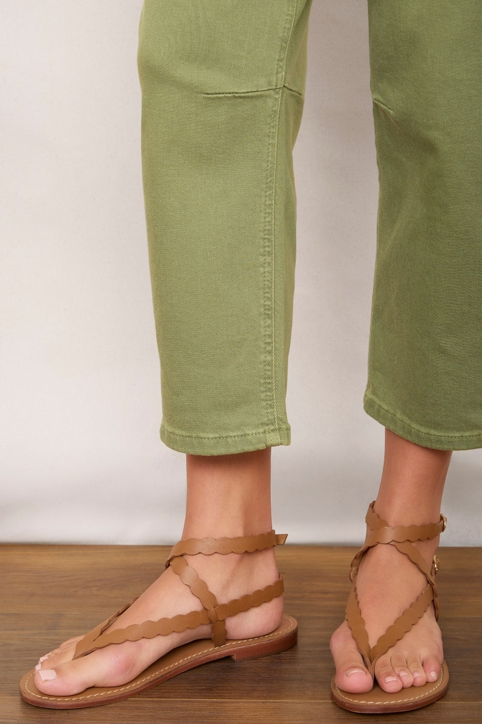 Silvie Sandal - Tan Scallop