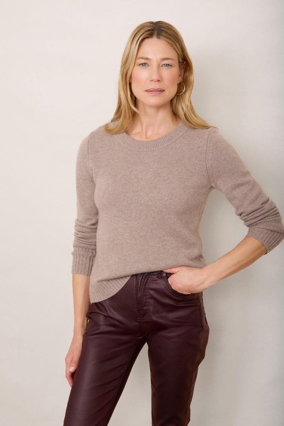 DB X Wyse Bow Back Jumper - Taupe