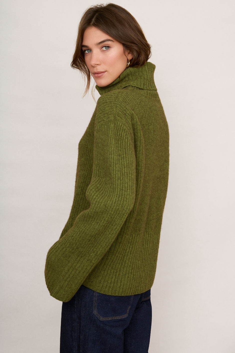 Yasmine Yak Wool Roll Neck Jumper - Khaki