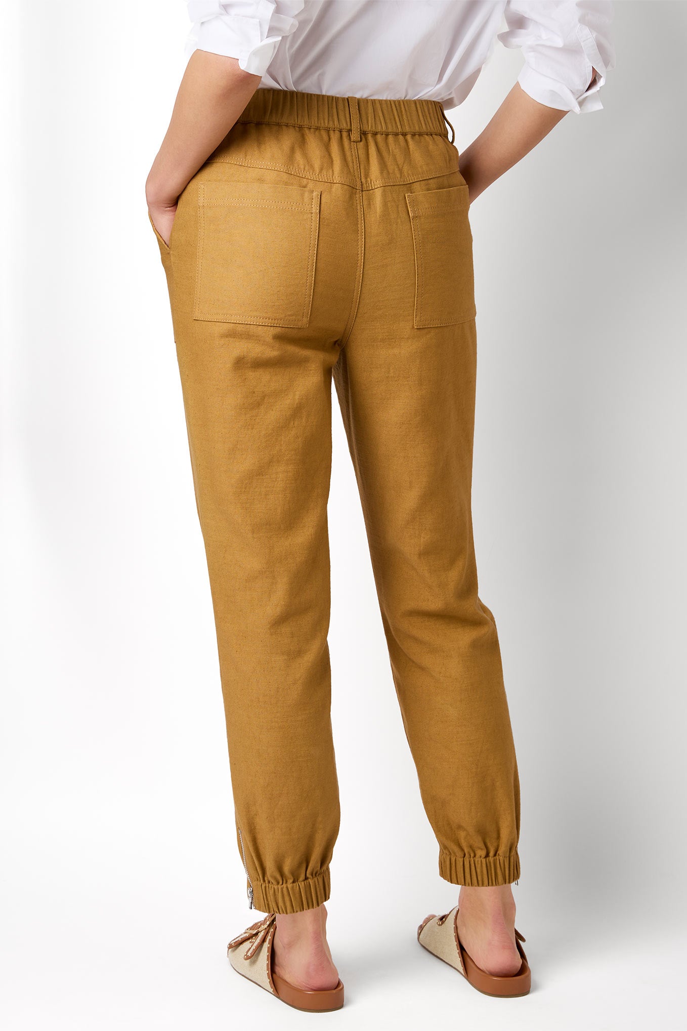 Tan jogger best sale pants womens