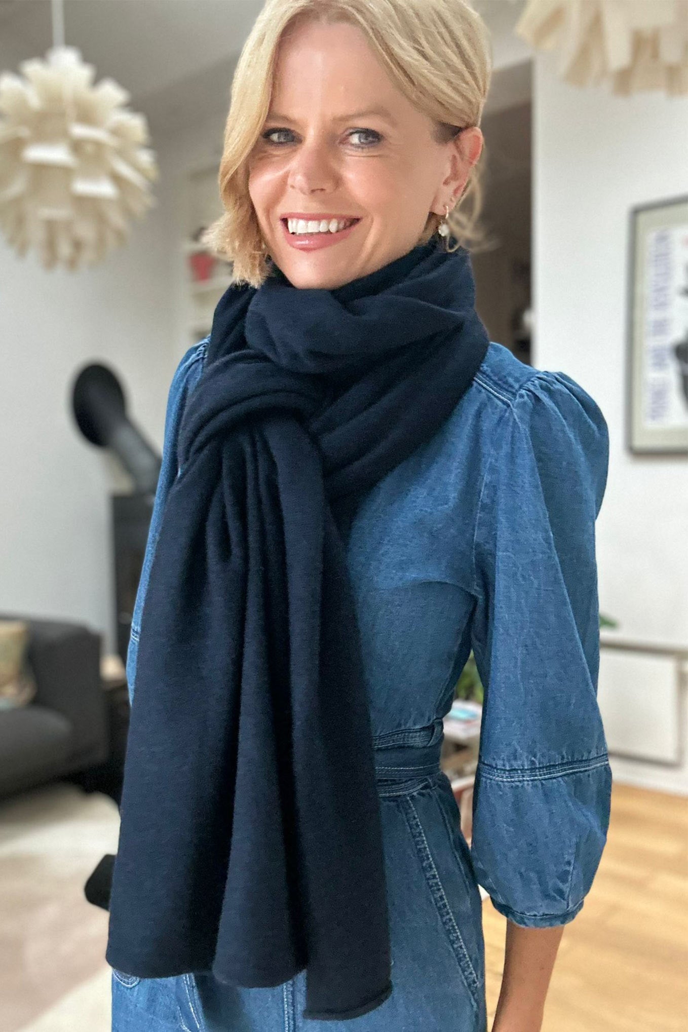 Navy cashmere shop scarf