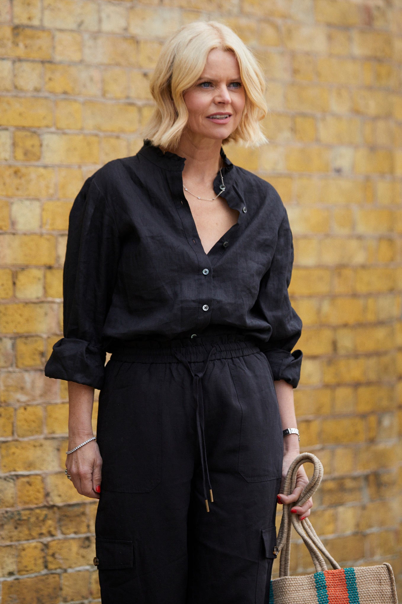 Paris Linen Frill Shirt - Black