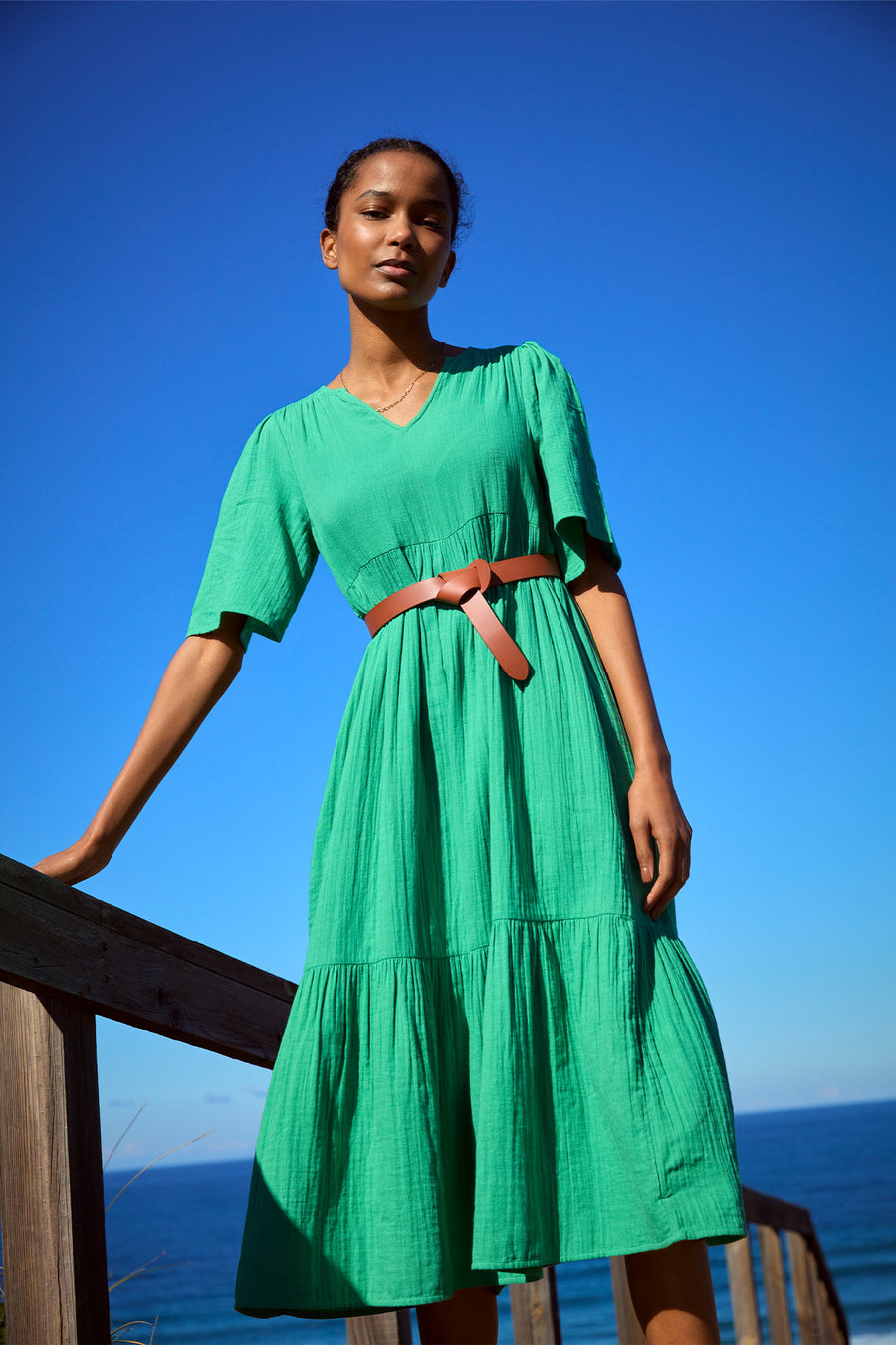 https://www.wyselondon.com/cdn/shop/products/Serena-green-dress_2.jpg?v=1675955368&width=900