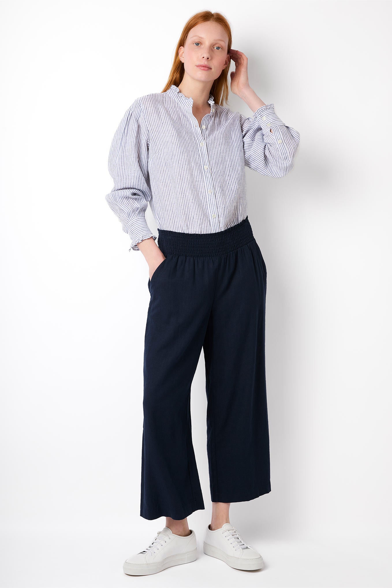 Ophelie Linen Crop Trouser - Midnight